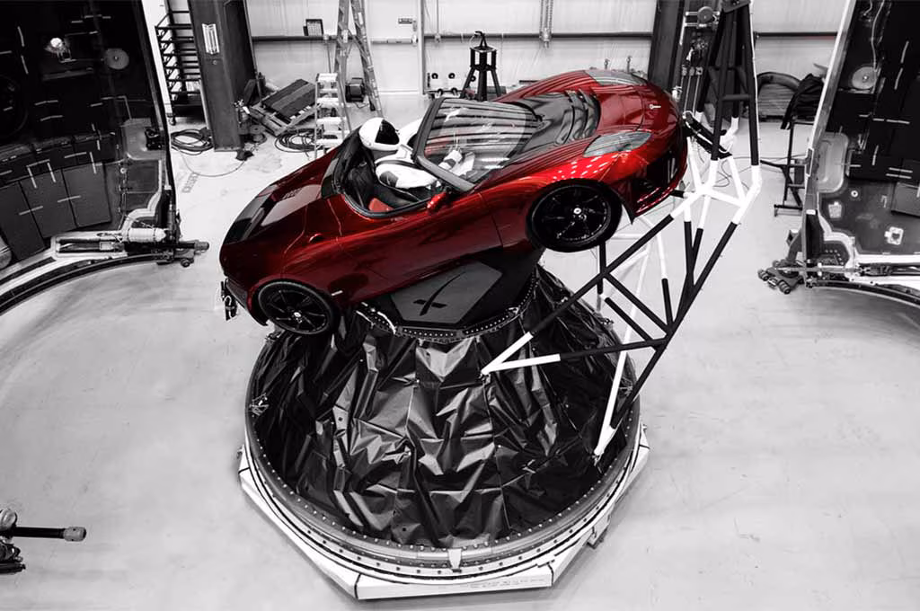 Tesla-Roadster-SpaceX-Falcon-Heavy-payload